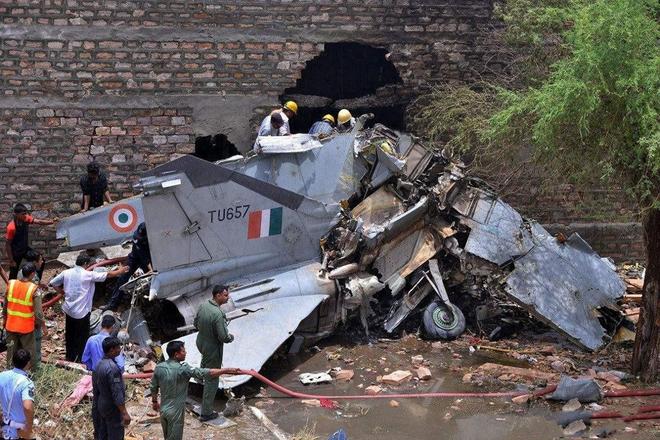 不到48小时巴基斯坦迎来3大噩耗印度海军参战莫迪开闸放水